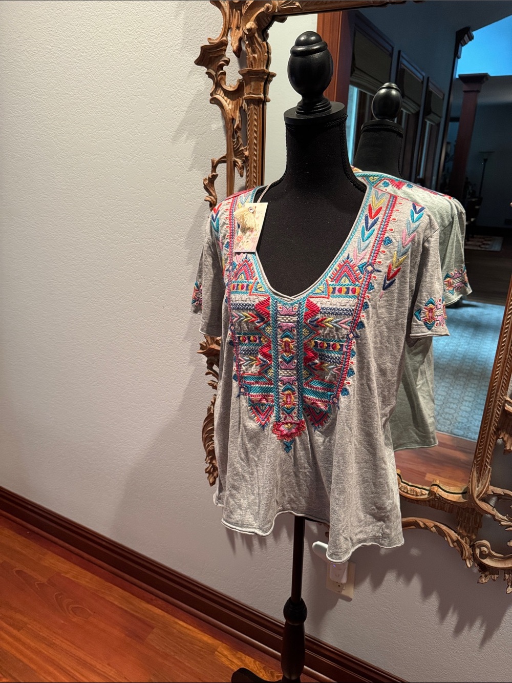 NWT Johnny Was Embroidered Gray Women's V-Neck Top with Multicolor Accents